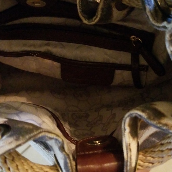 Bag - Picture 3 of 4